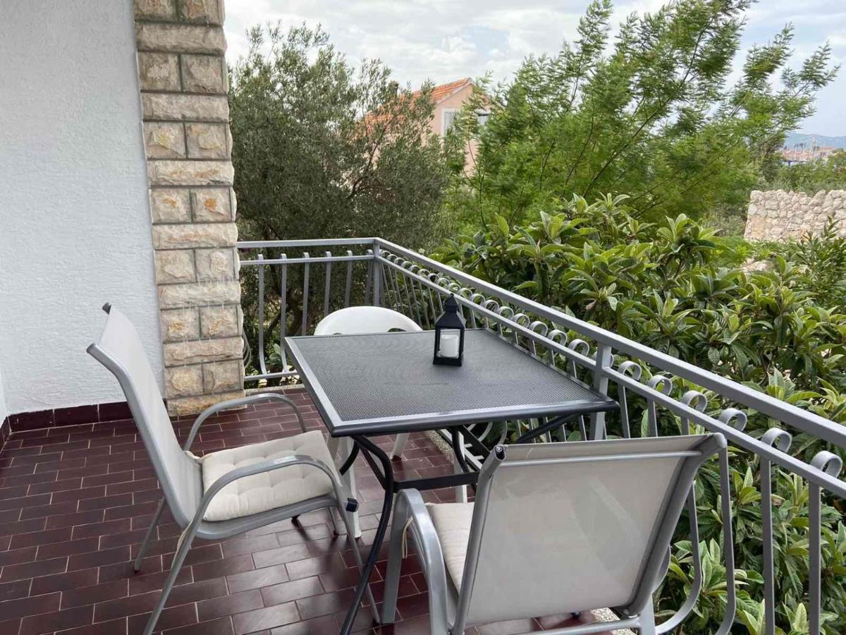 Apartments Maria Biograd Na Moru Exterior photo