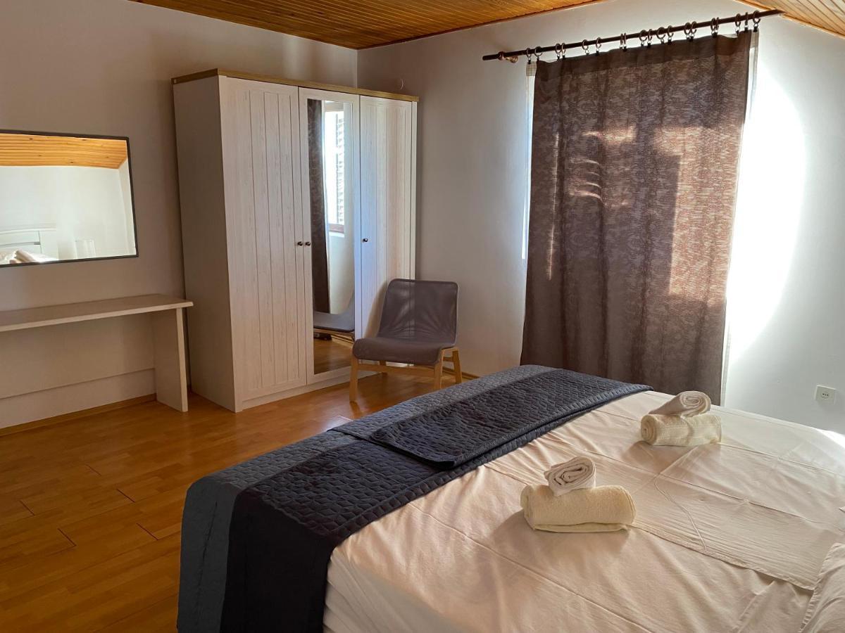 Apartments Maria Biograd Na Moru Exterior photo